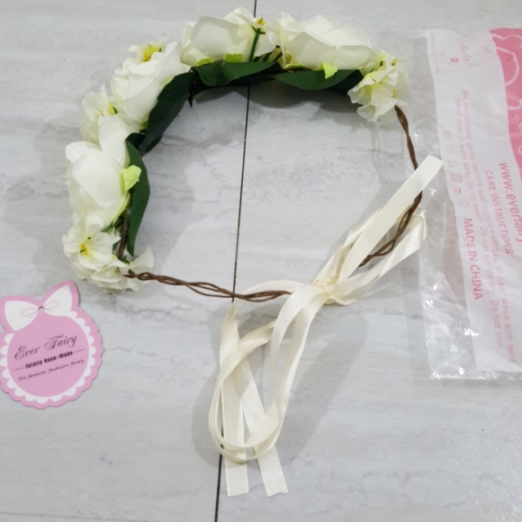 Ever Fairy Bridal flower headband - Picture 3 of 3
